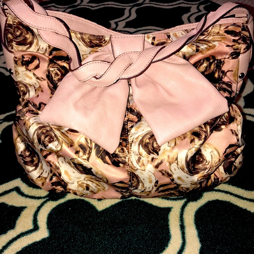 Jessica Simpson handbag